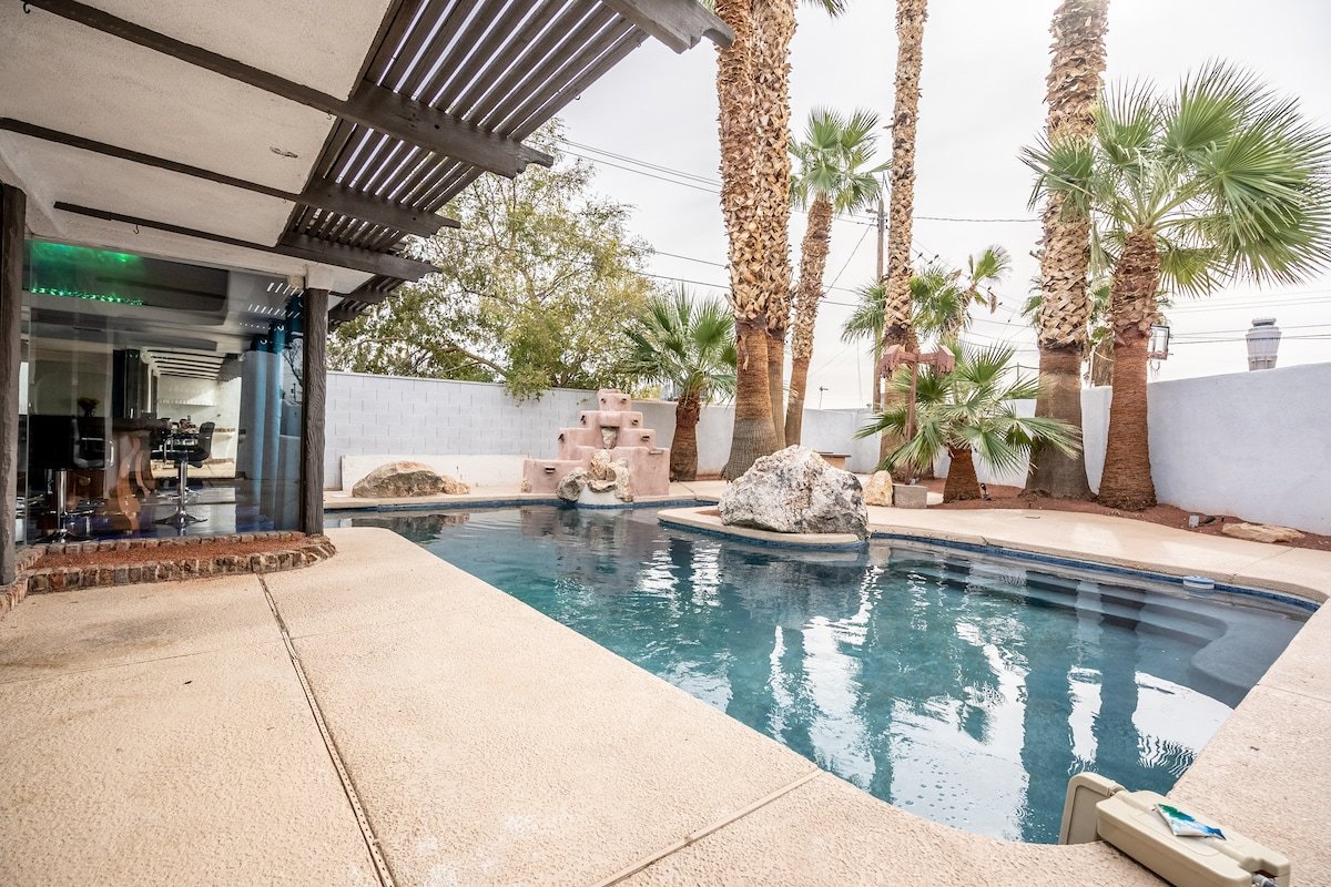 Unique Historic Remodeled Home Near Vegas Strip gallery image 3