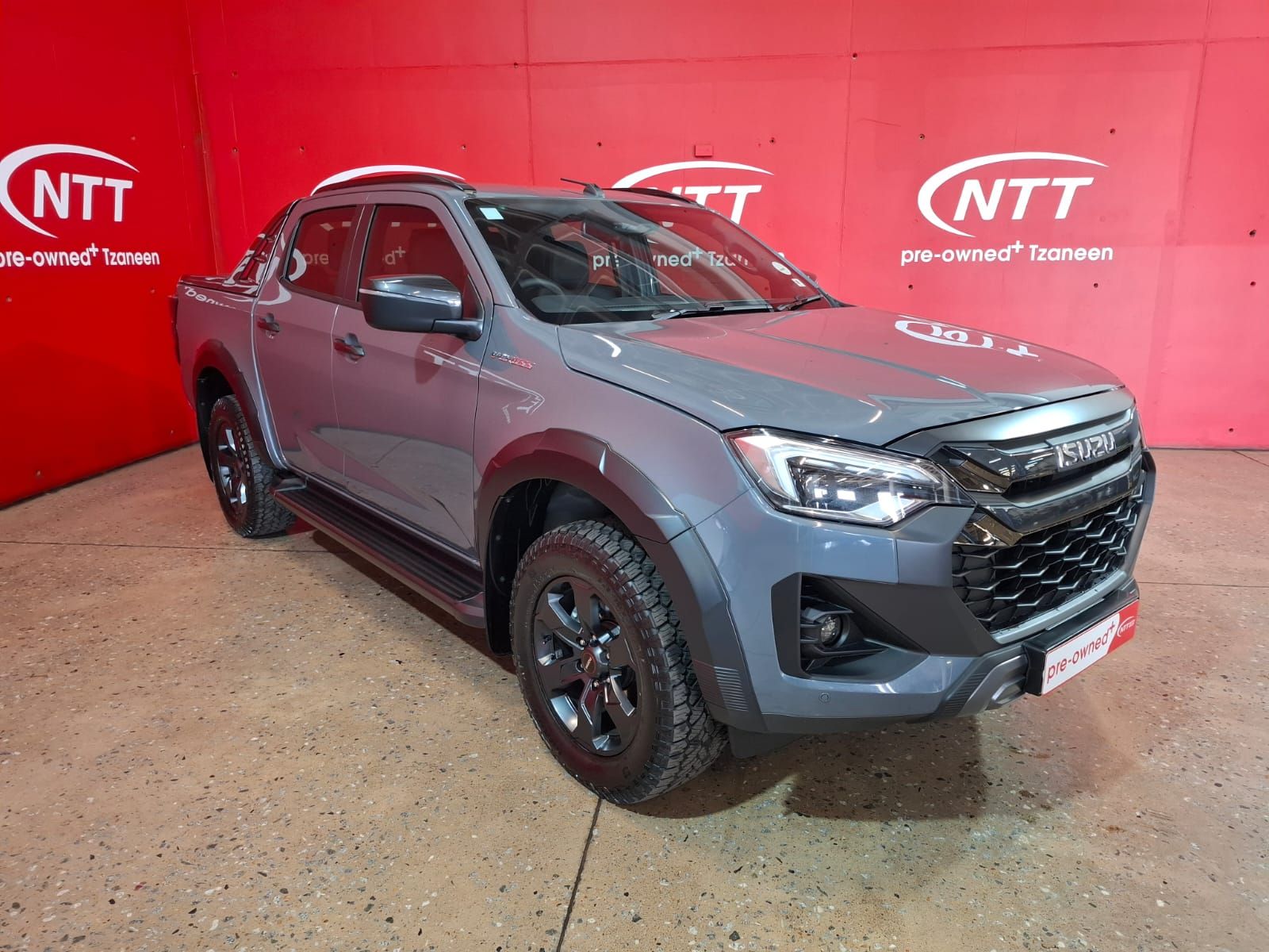 ISUZU D-MAX 3.0 Ddi V-CROSS HR  for Sale in South Africa
