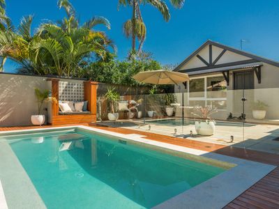 East Coast Escapes | 3 Little Pigs