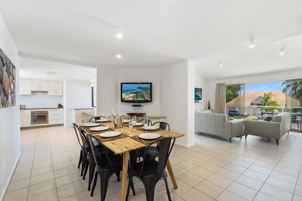 Noosa Boutique Apartments gallery image 3