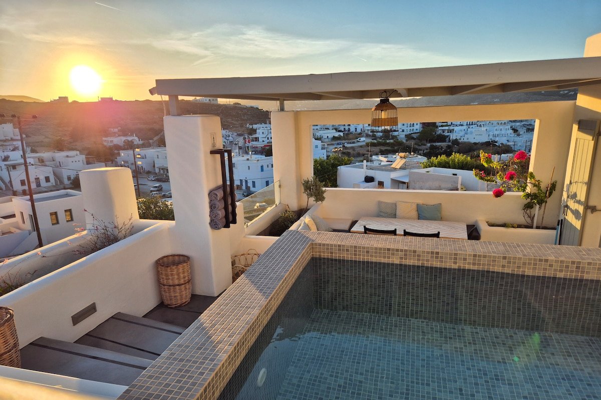 Apartment Aphrodite 3 with private pool in Naoussa gallery image 4