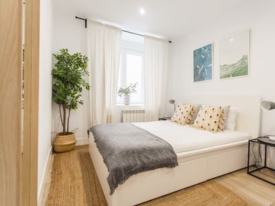 Museos & Las Cortes – Familias 6 hab-6 baños