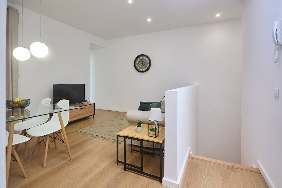 Oporto Yellow Villas 8 gallery image 3