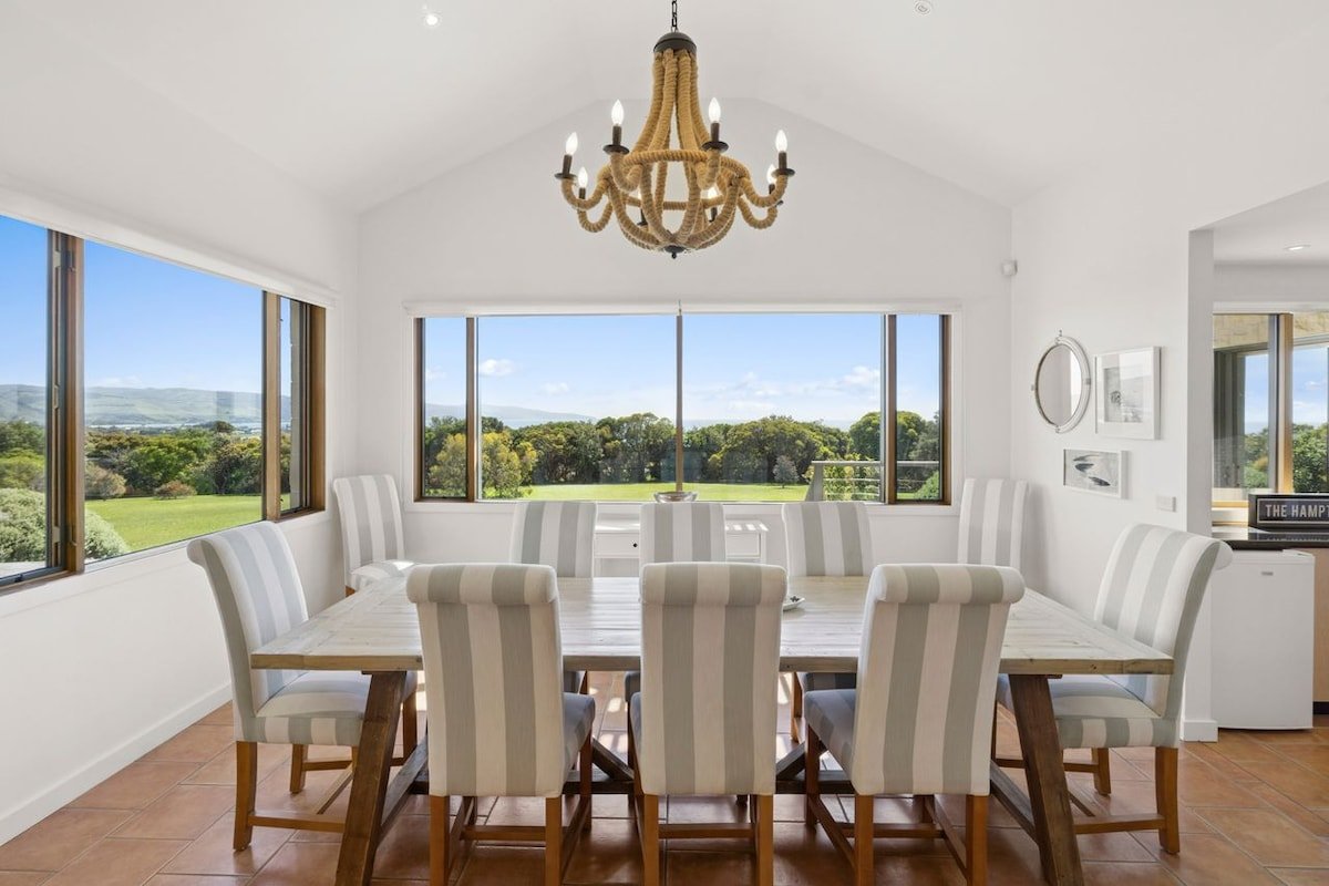 The Hamptons At Marengo -Executive Apollo Bay Home gallery image 3