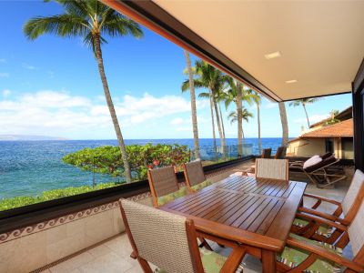 Ocean Front Living -Makena Surf Resort G-206