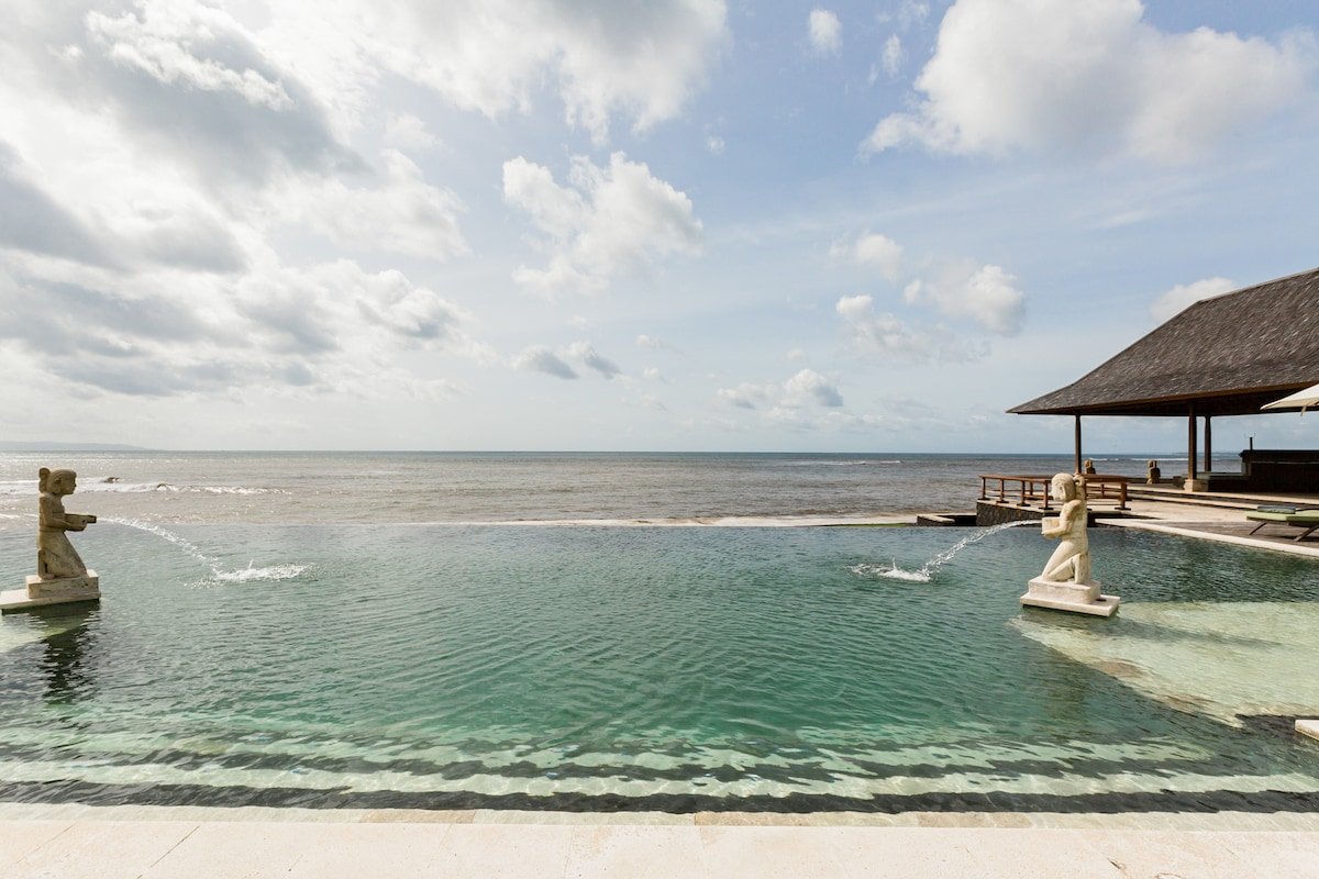 Bayu Gita Beachfront gallery image 5
