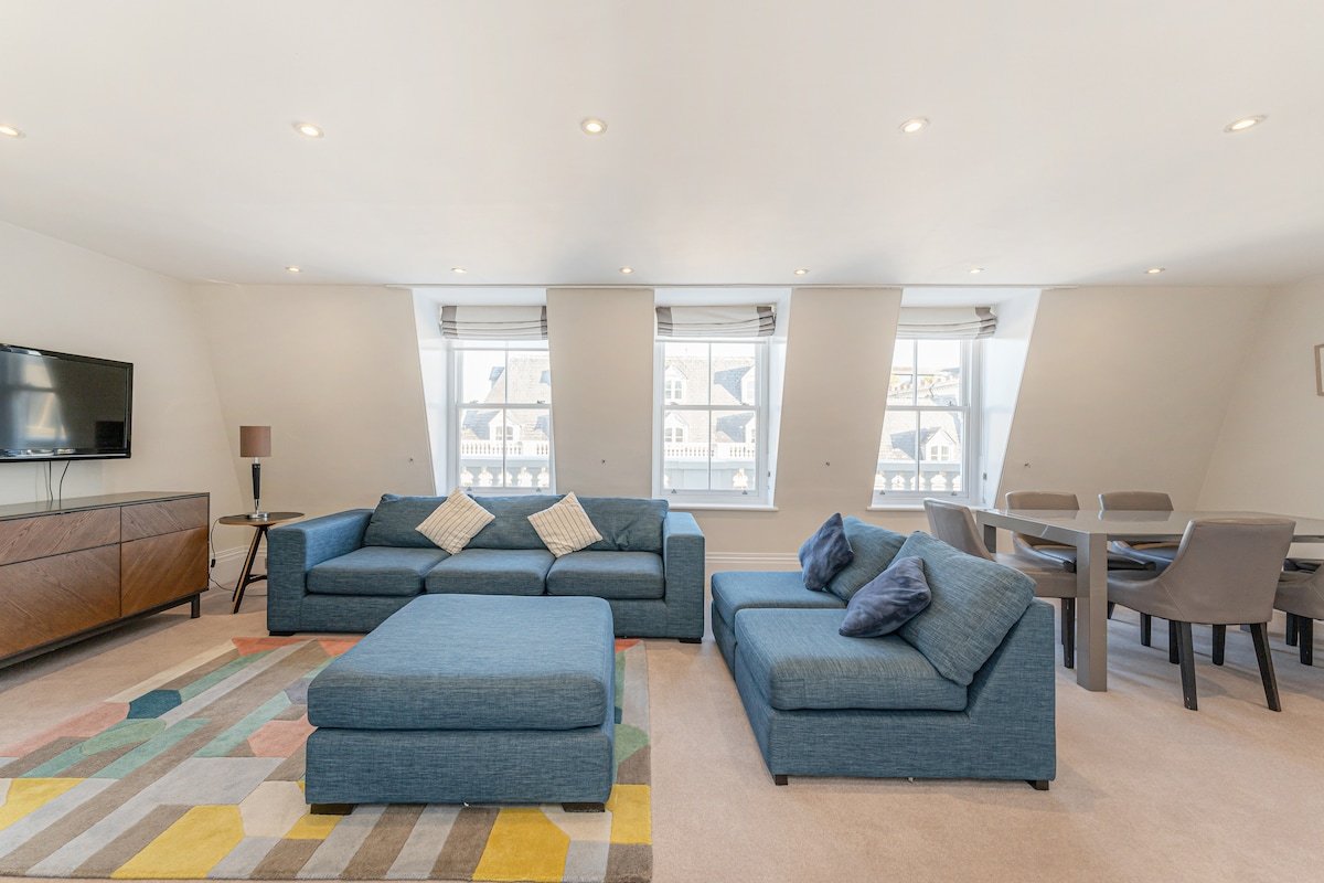 London Gardens – 4 Bedroom Flat gallery image 3