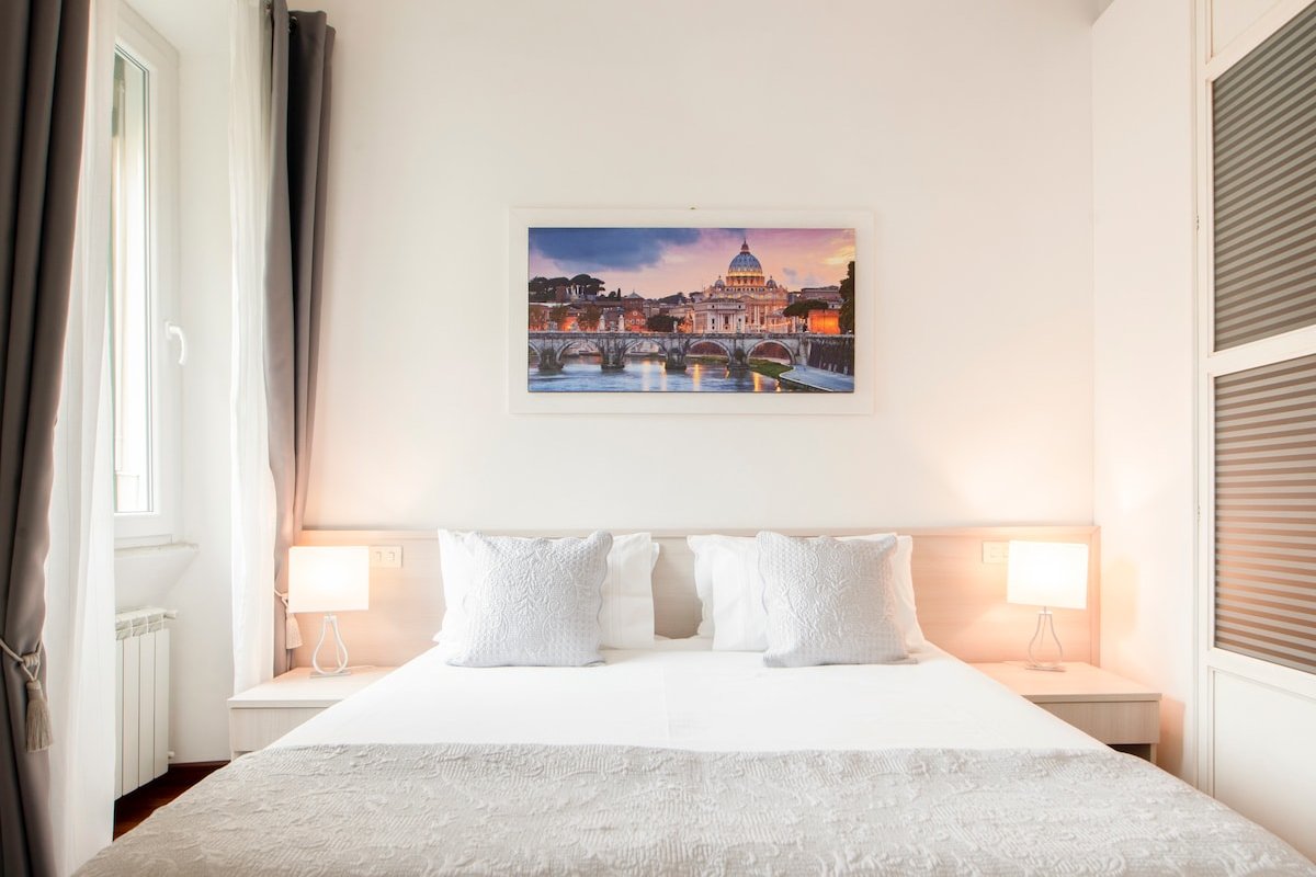 Vatican Little Dome for your dream in Rome gallery image 5