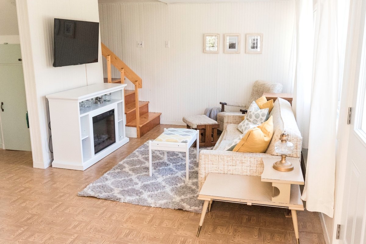 Rustic Retreat- Bois Joli Beach gallery image 2