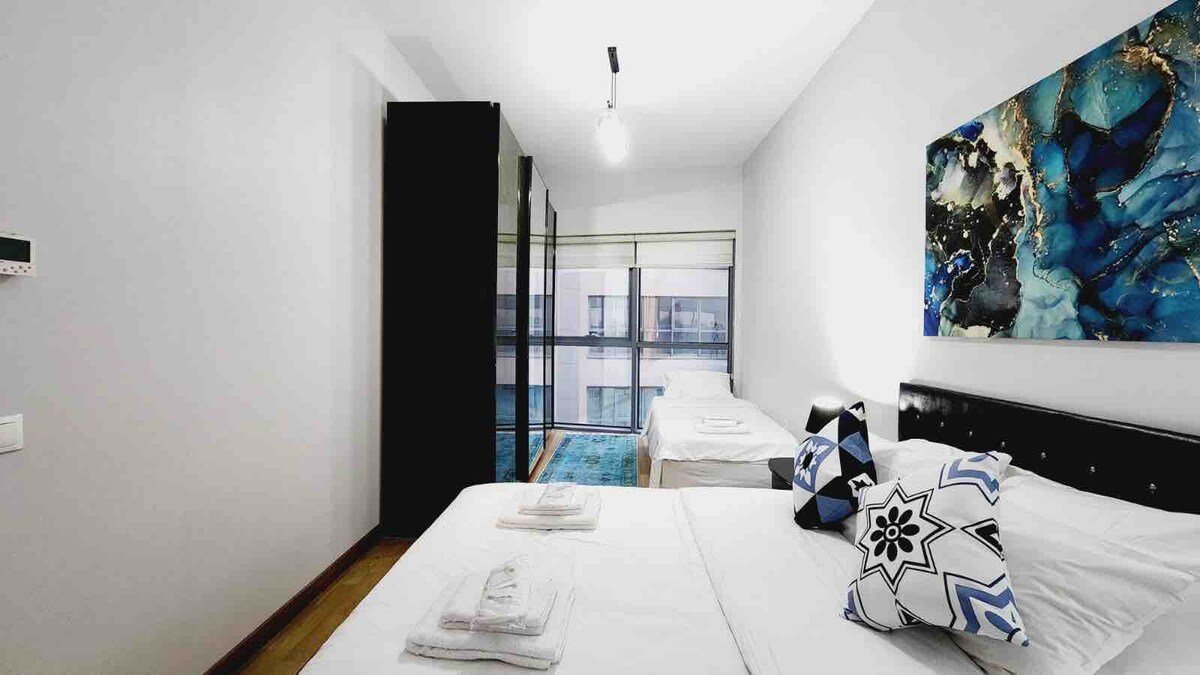 Maslak 1453 Residence Luxury 3+1 With balcony. gallery image 4