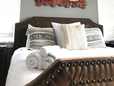 ⭐️🎻⭐️MUSIC CITY CENTRAL•ARCADE•AIR HOCKEY•FOOSBALL⭐️⭐️