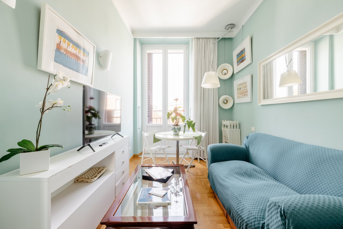 Snow White in the Tiberina Island.