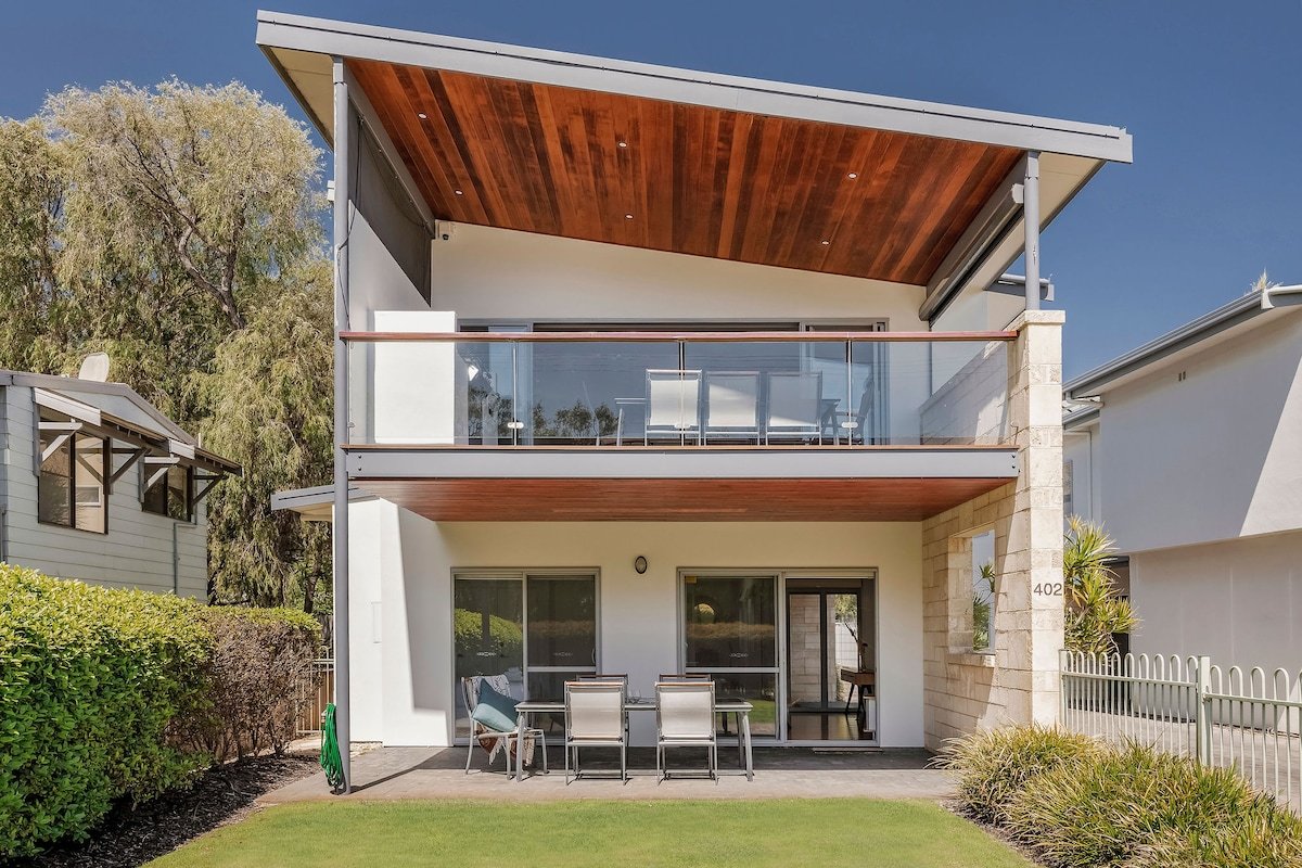 XYZ Holiday Home gallery image 2