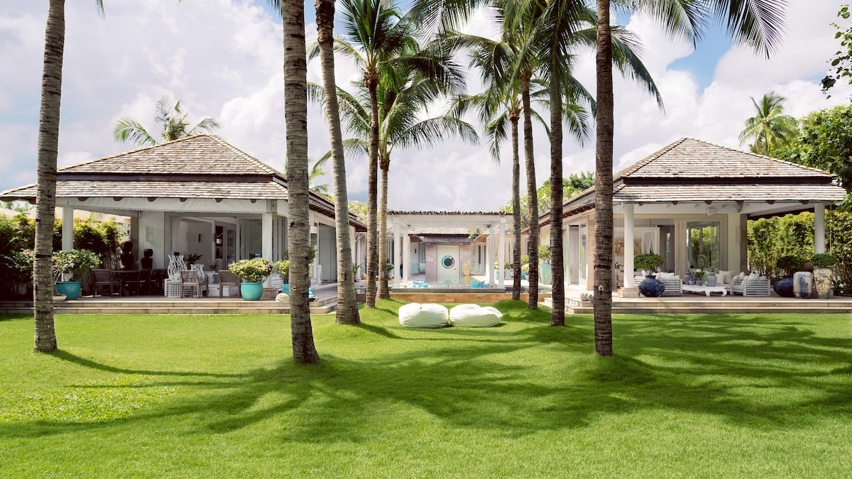 Mia Beachfront, gym, cinema, kids club, team, chef