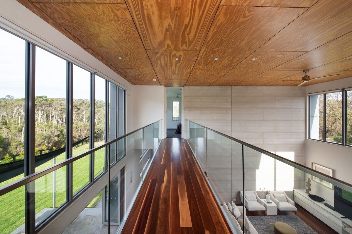 Augusta Private Acre Escape in Mt Martha with pool gallery image 5