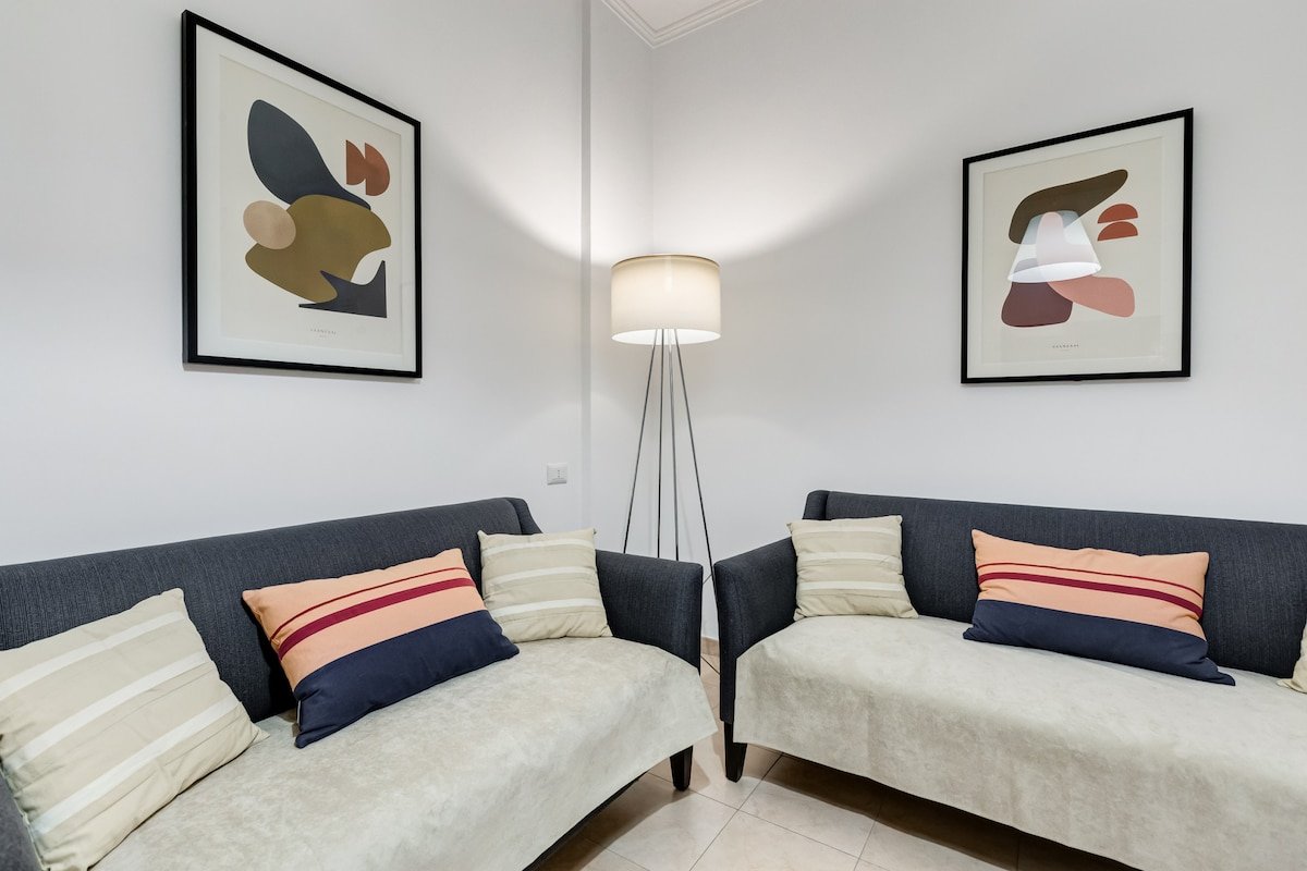 BMGA | Stunning 4 Bdr Apt Castel S. Angelo View gallery image 3