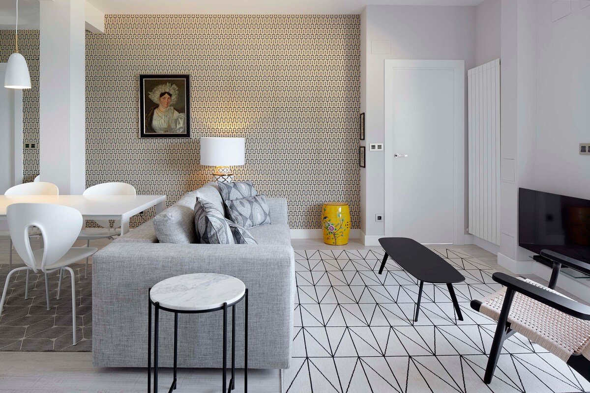 Sunset by FeelFree Rentals gallery image 5