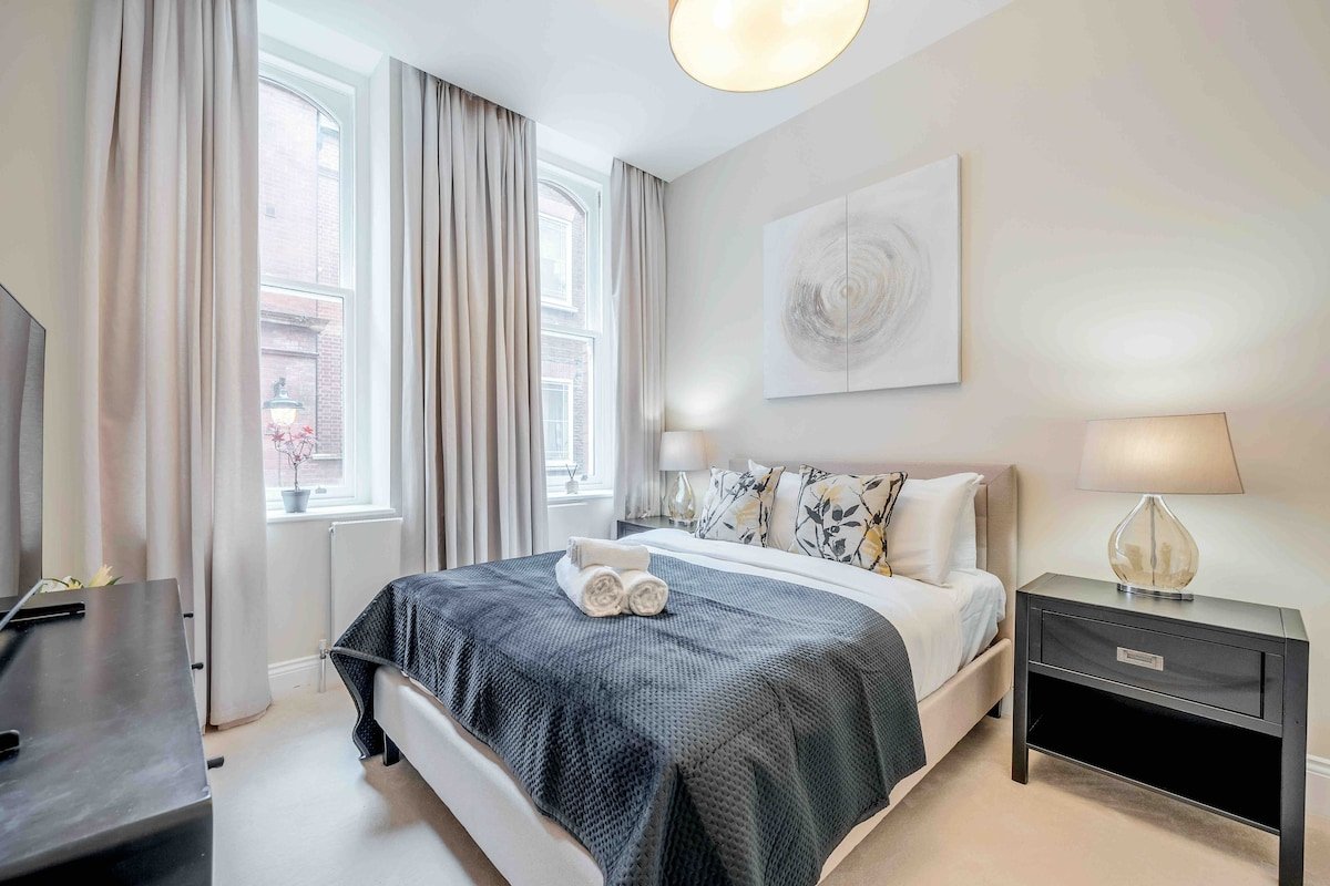 The Mayfair King gallery image 4