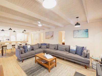 Family Beach 4BR Getaway – Rye Back Beach