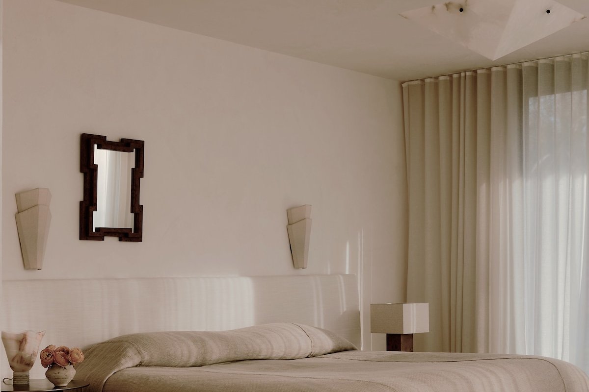 Designer’s Home in Amagansett gallery image 2