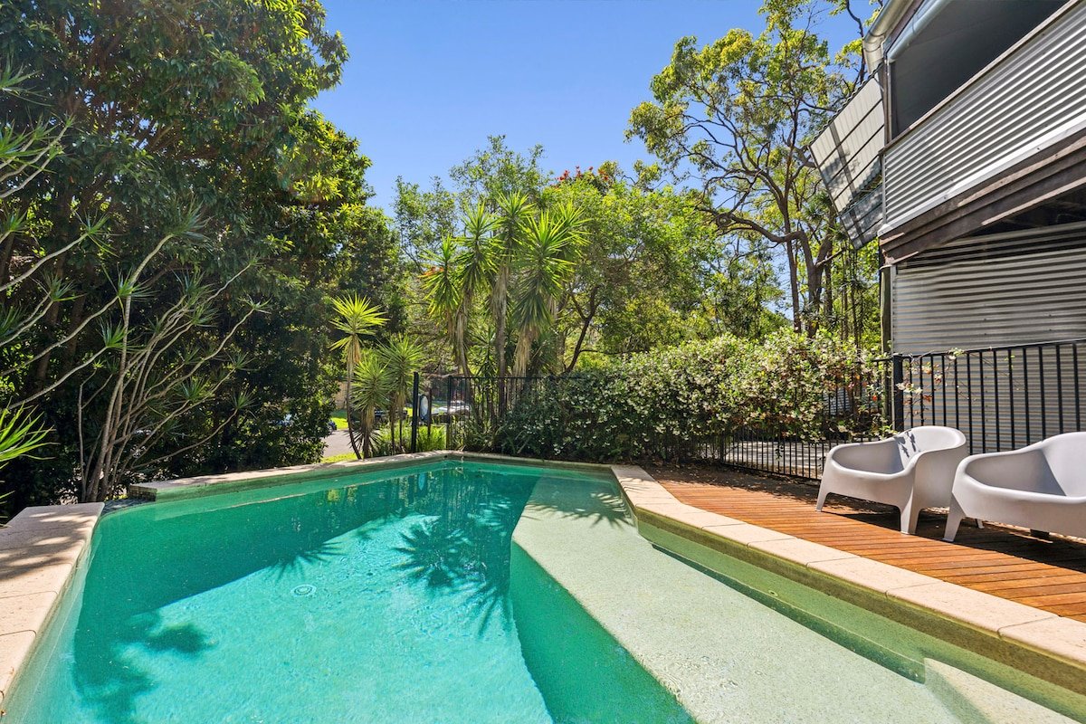 Dome House – Eco & Pet Friendly Treehouse gallery image 4