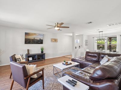 ATX Backyard BBQ | 10min to downtown & airport