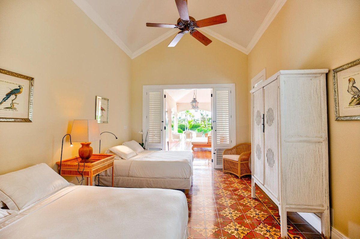 Villa Atalaya – Beautiful Villa with Large Garden gallery image 5