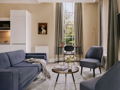 Sonder Royal Garden | Two-Bedroom Apartment