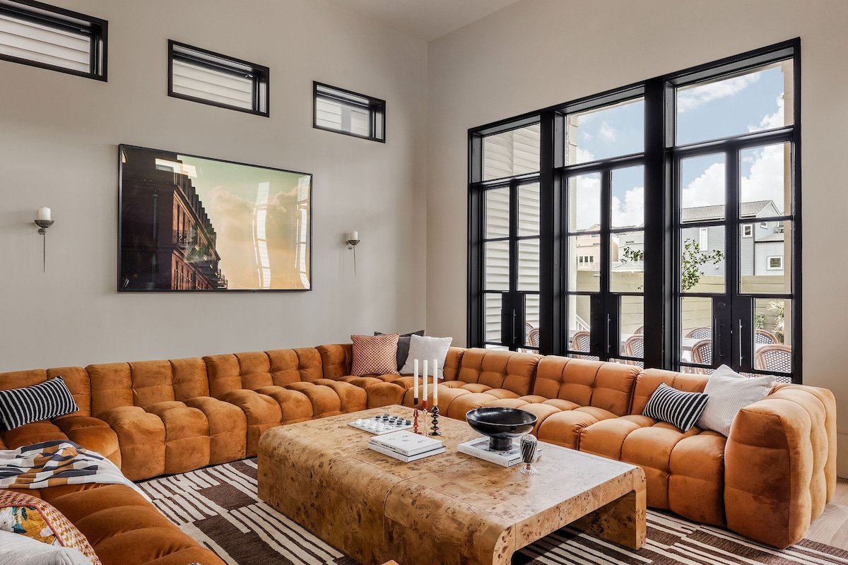 Luxury New Home | Heated Pool and Spa gallery image 4