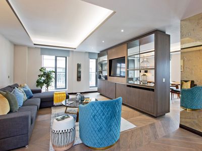 37GS Residences | 3bedroom Apt 413 near Piccadilly