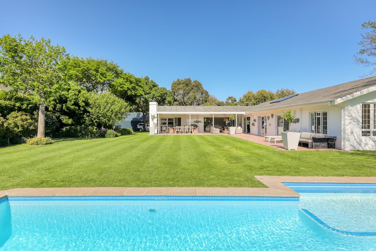 Family-Friendly 4-Bedroom Home in Constantia gallery image 2