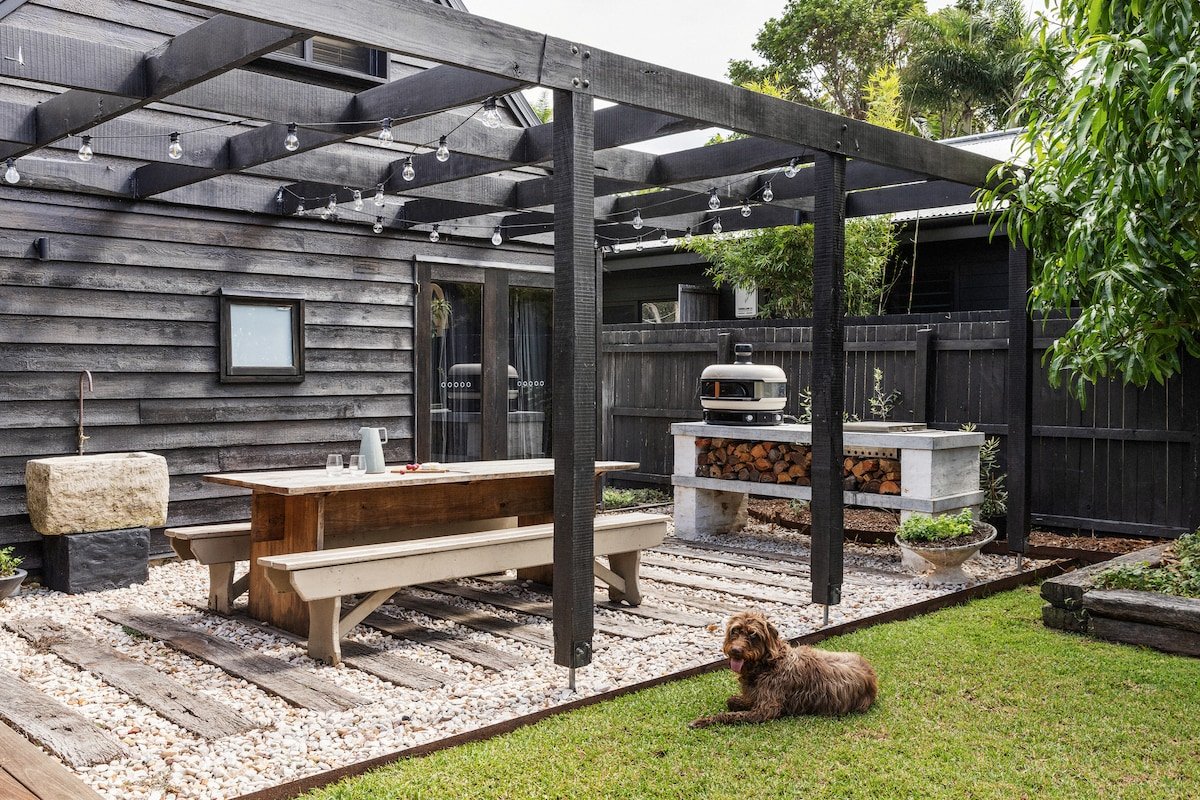 Californian Bungalow with Pool gallery image 4