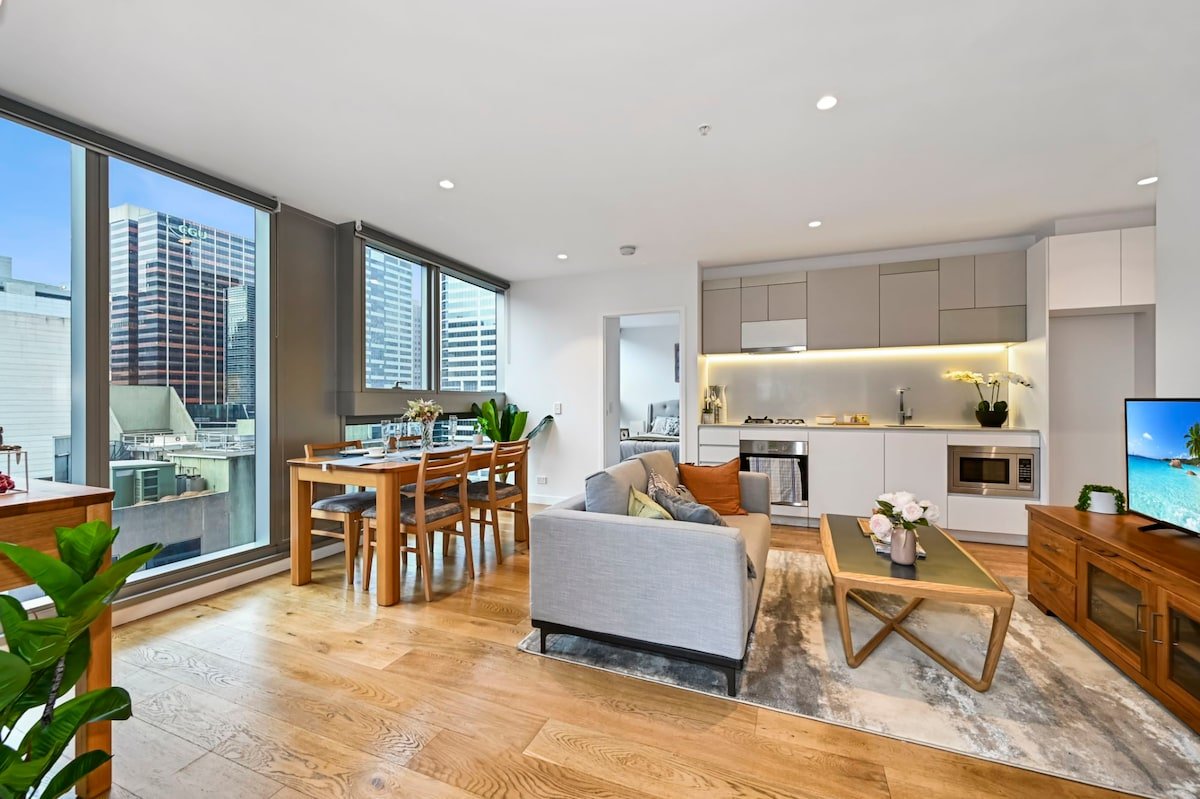 Lovely 3-bedroom in Central CBD gallery image 2