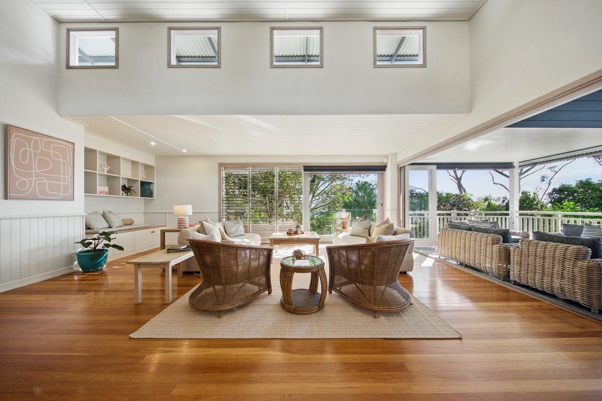 Iconic Noosa Heads Beach house in Little Cove