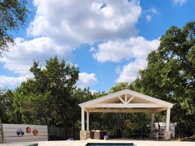 Huge Pool | Sleeps 15 | Southwest ATX | 2 Acres