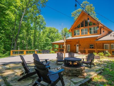 Take A Break: VIEWS*Secluded*Games*HotTub*Wifi*Fir