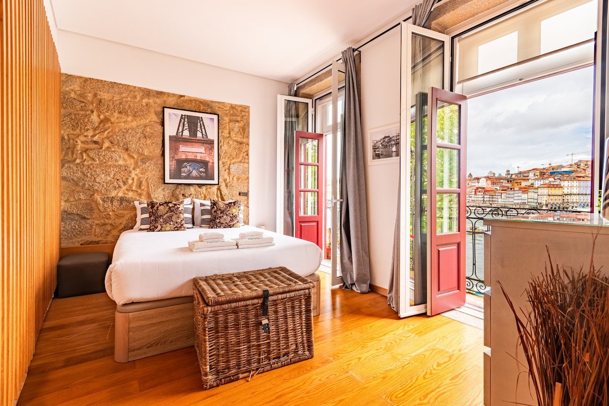 NorteSoul PaV – 2Bedroom w/Balcony & River View gallery image 3