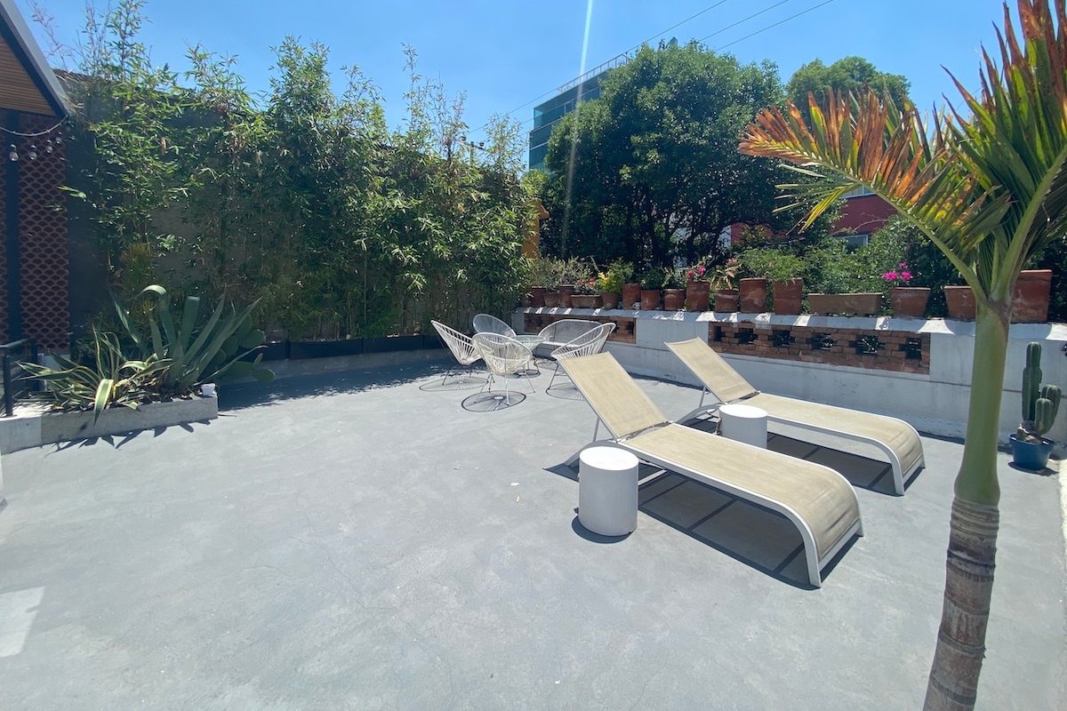 Oasis in Roma Norte | Private Rooftop | 6BR house gallery image 5