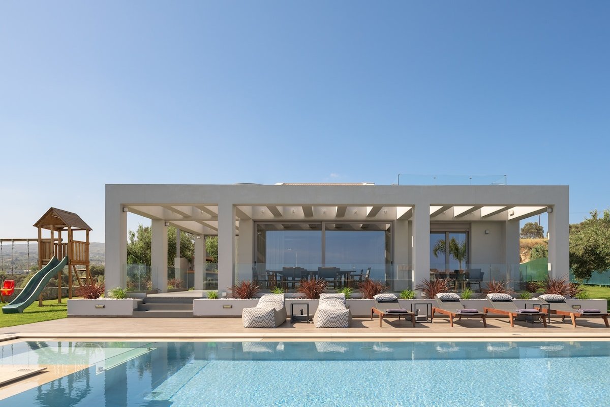 Agrielia Villa I, featuring Heated Spa Whirlpool gallery image 3