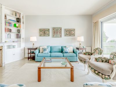 House with Magnificent Sea View and Heated Pool