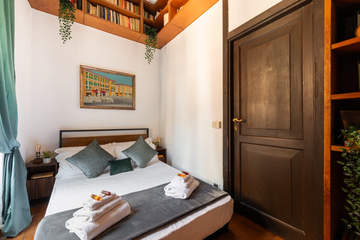 Apartment with Piazza Navona view