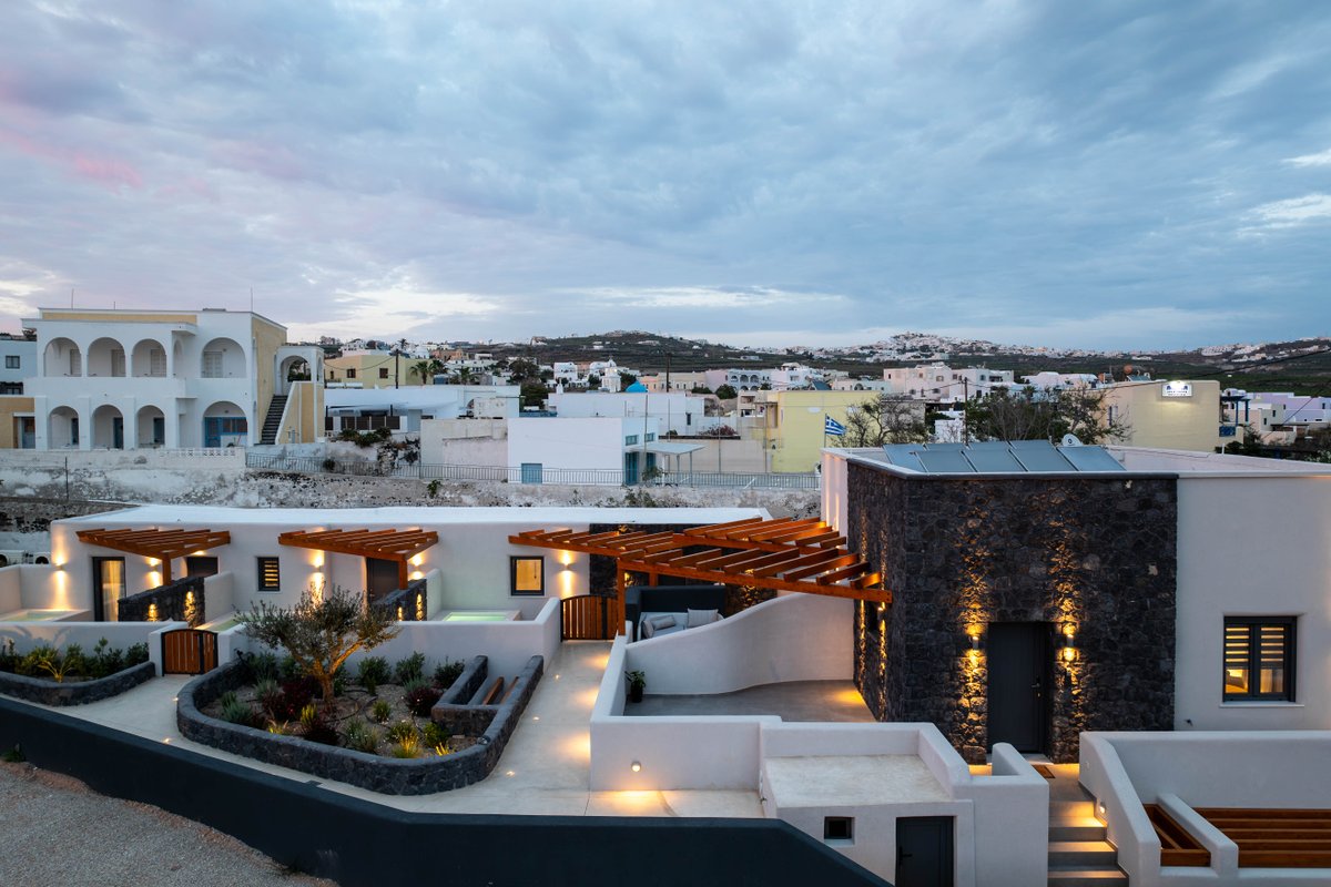 LyMaRou Collection, 7 Suites, Pool, 7 Priv Hot Tub