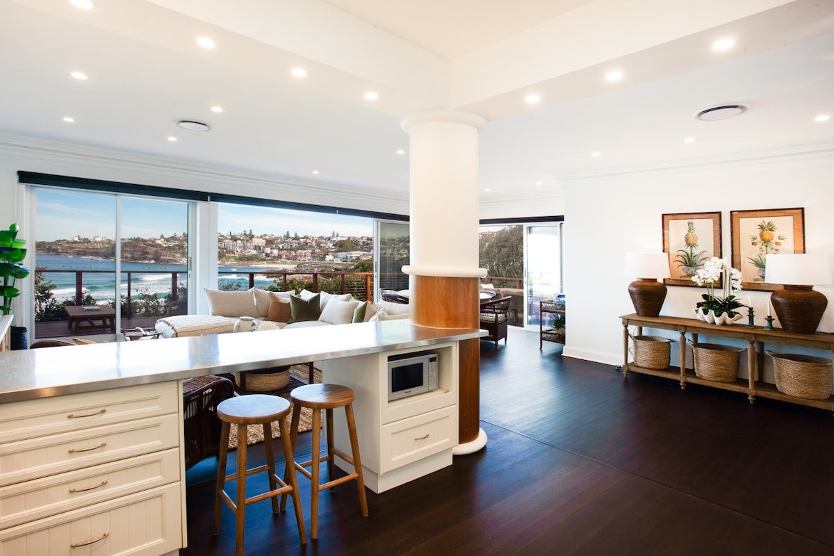 Tamarama Cliffhouse gallery image 5