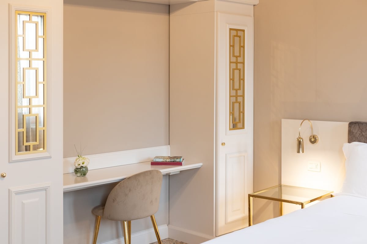 Superior Apartment with View gallery image 3