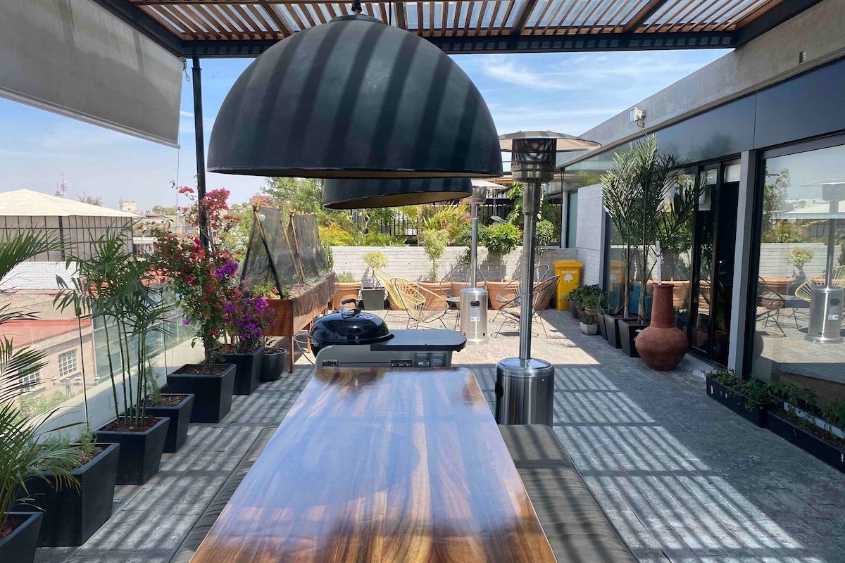 Stunning “Penthouse” in the Heart of Roma, CDMX gallery image 3