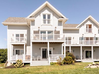 5BR/5BA Beachside Newport Home Steps to Beach!