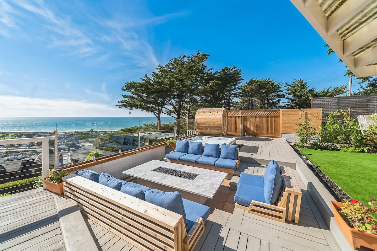 Oceanview Sauna, Hot Tub & Fire Pit Serene Getaway gallery image 2