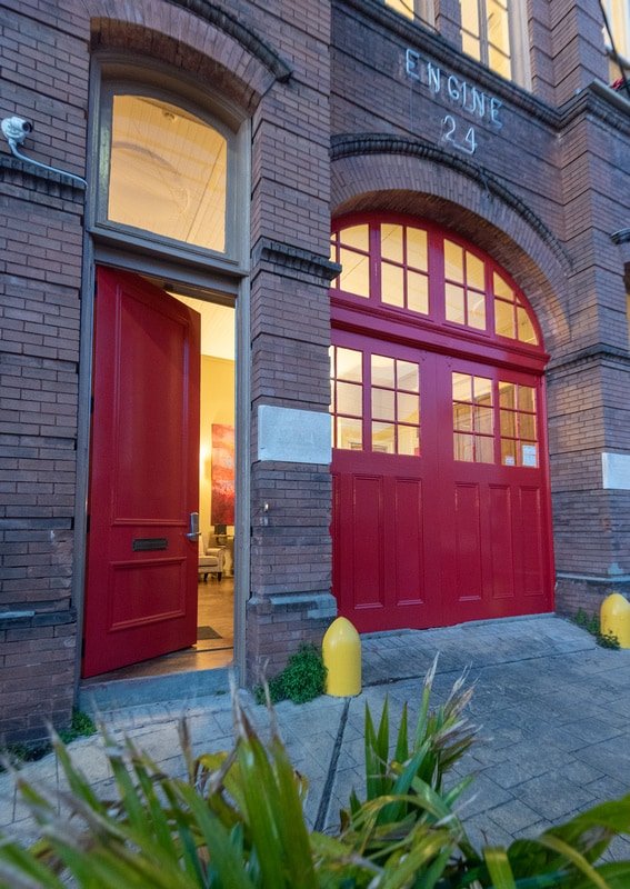 Engine 24 Firehouse Bed & Breakfast gallery image 4