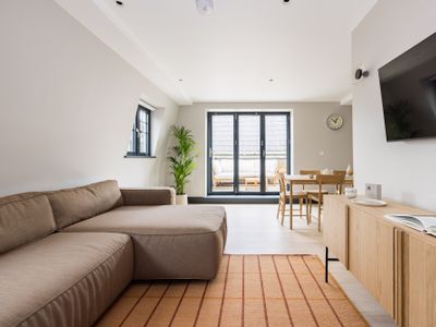 Covent Garden 3BR Terraced Duplex