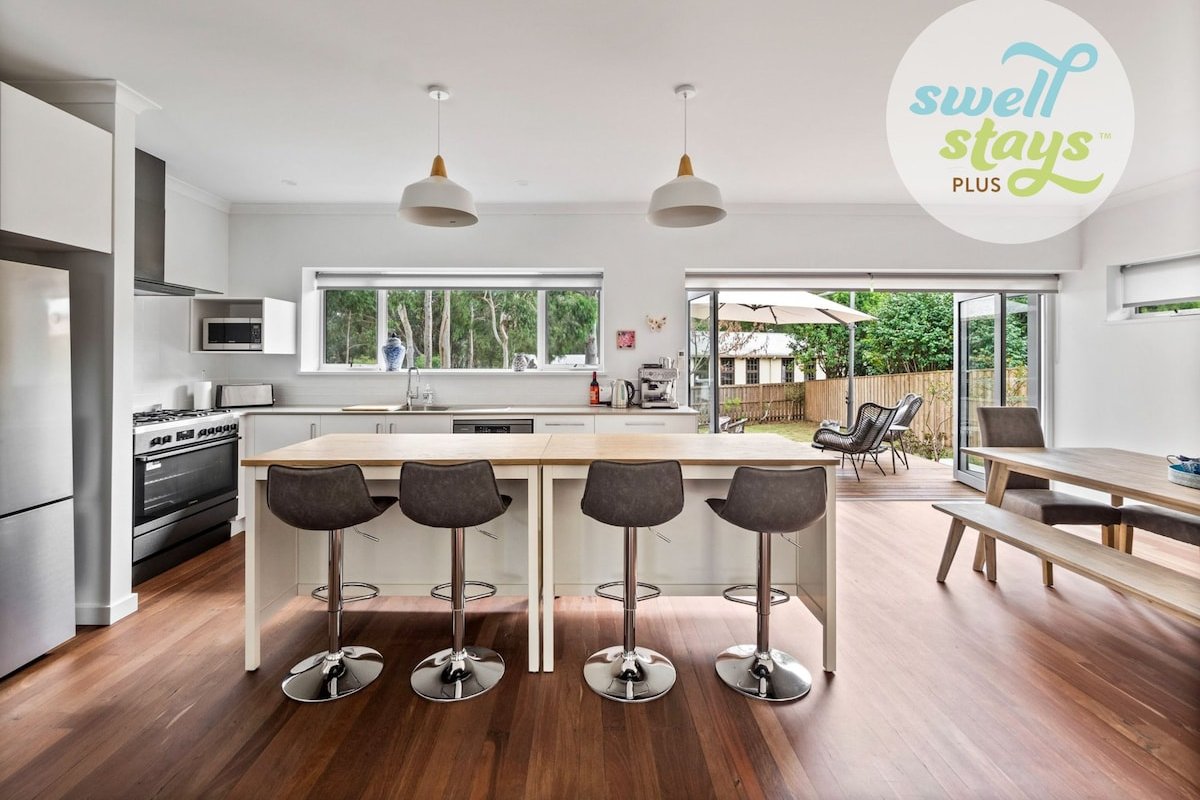 Pedaler’s Rest | Heart of Town, Edge of Forest gallery image 3